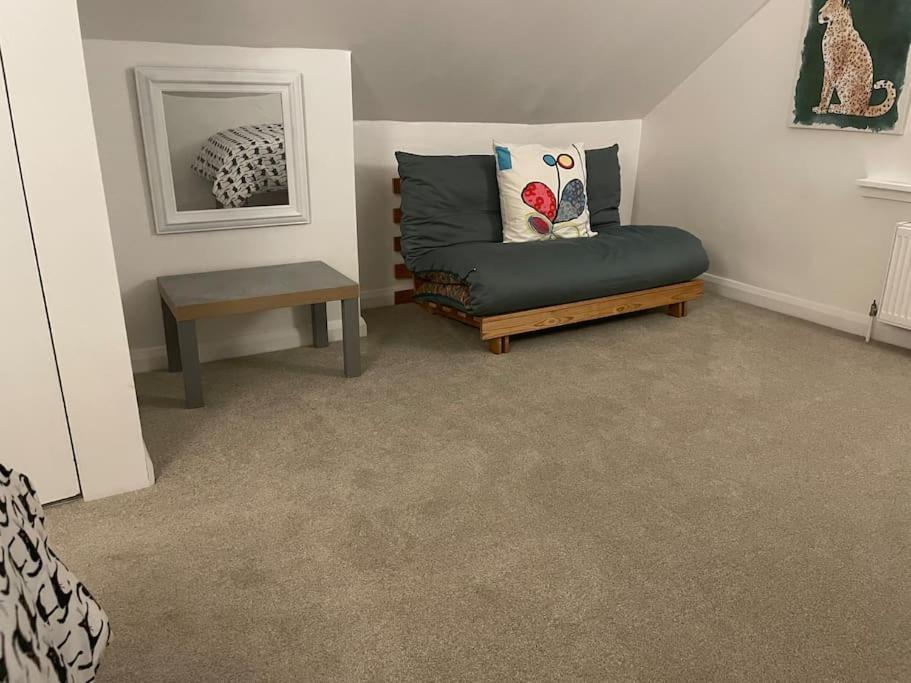 Stylish & Spacious 2 Storey, 3 Bed Apartment Gravesend Esterno foto